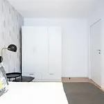Spacious 2 Bdr Flat In The Old Town Apartmán