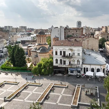 Spacious 2 Bdr Flat In The Old Town