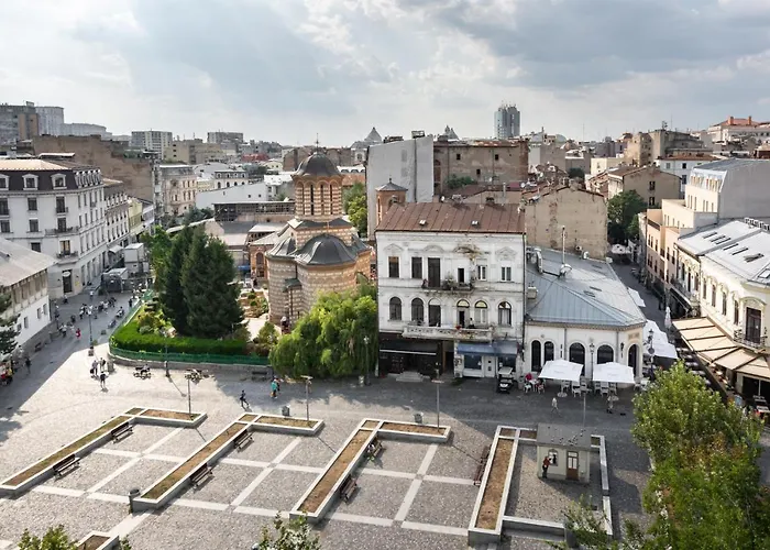 Spacious 2 Bdr Flat In The Old Town