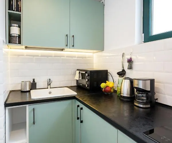 Spacious 2 Bdr Flat In The Old Town Apartament *