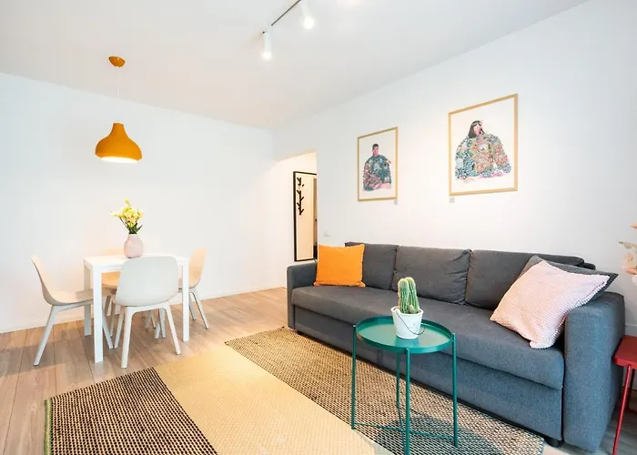 Spacious 2 Bdr Flat In The Old Town Apartment Bukarest