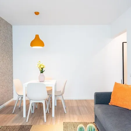 Spacious 2 Bdr Flat In The Old Town Bucharest