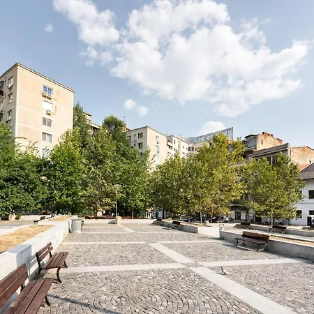 Lägenhet Spacious 2 Bdr Flat In The Old Town *